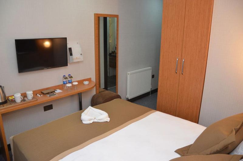 Otel Grand Lark Istanbul Bagian luar foto