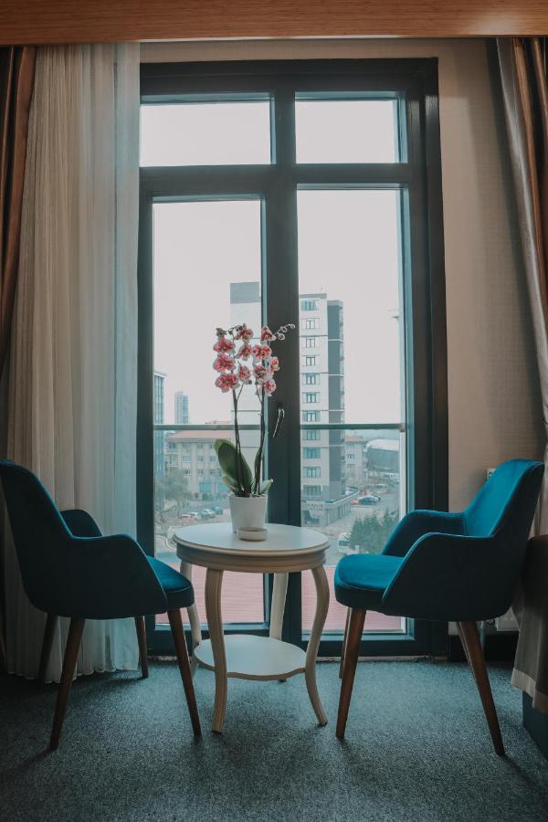 Otel Grand Lark Istanbul Bagian luar foto