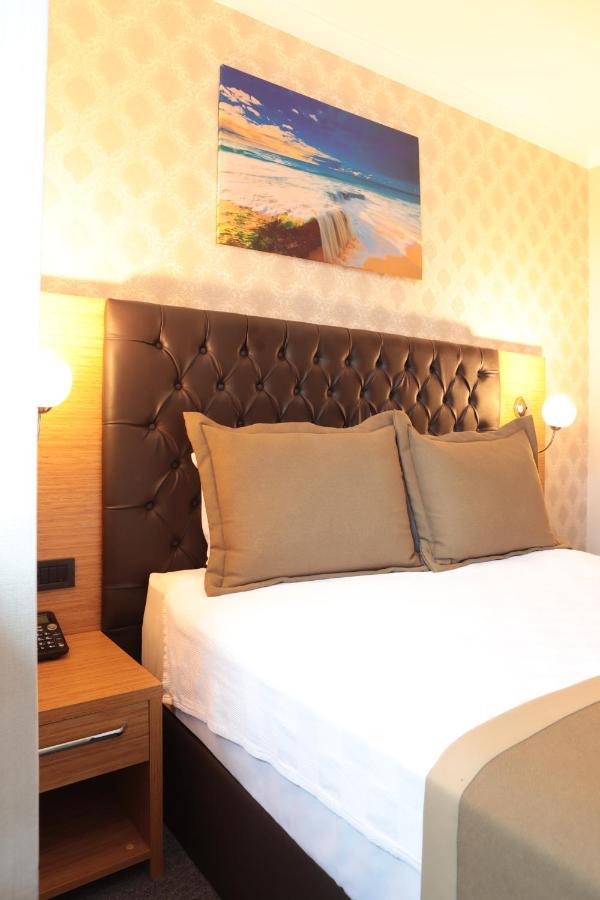 Otel Grand Lark Istanbul Bagian luar foto
