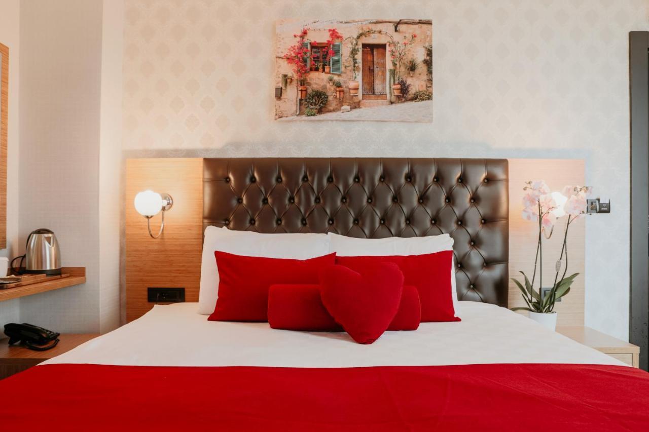 Otel Grand Lark Istanbul Bagian luar foto